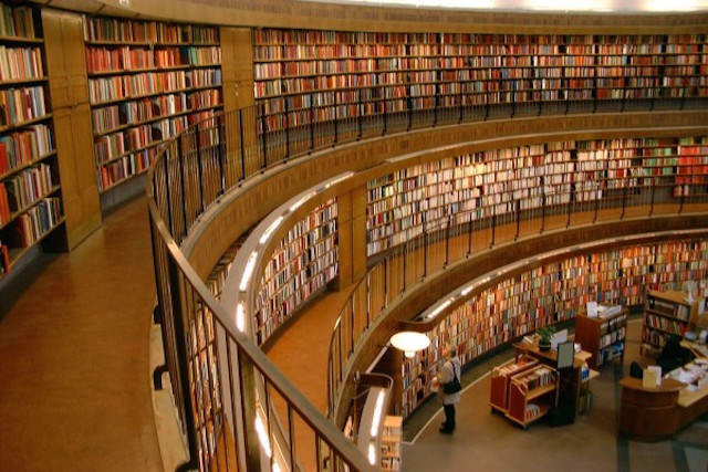 V-Count Ultima Prime zone analytics showing dwell time heatmap data with color-coded zones indicating how long visitors spend in each area